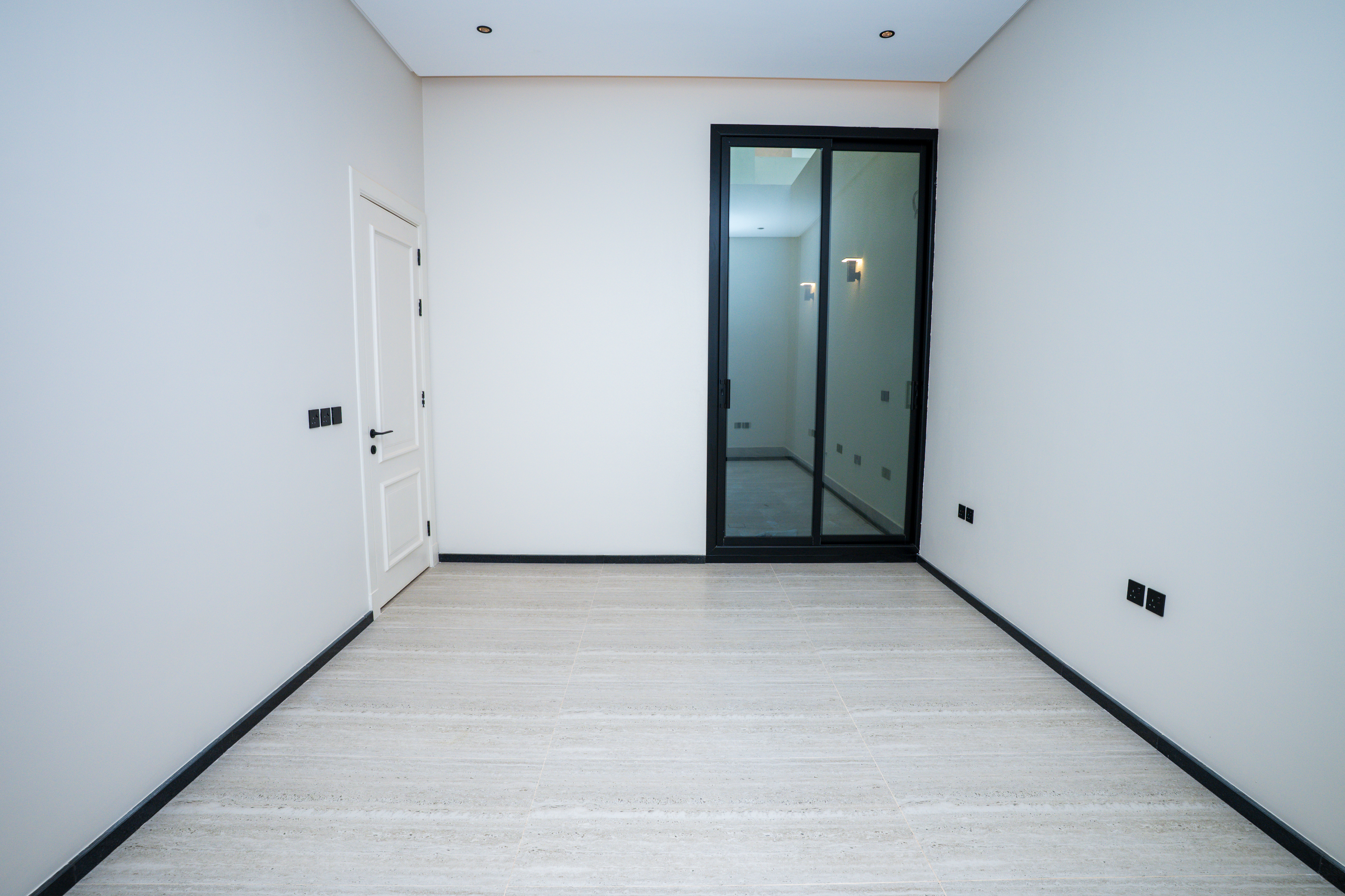 D1 - Image 10